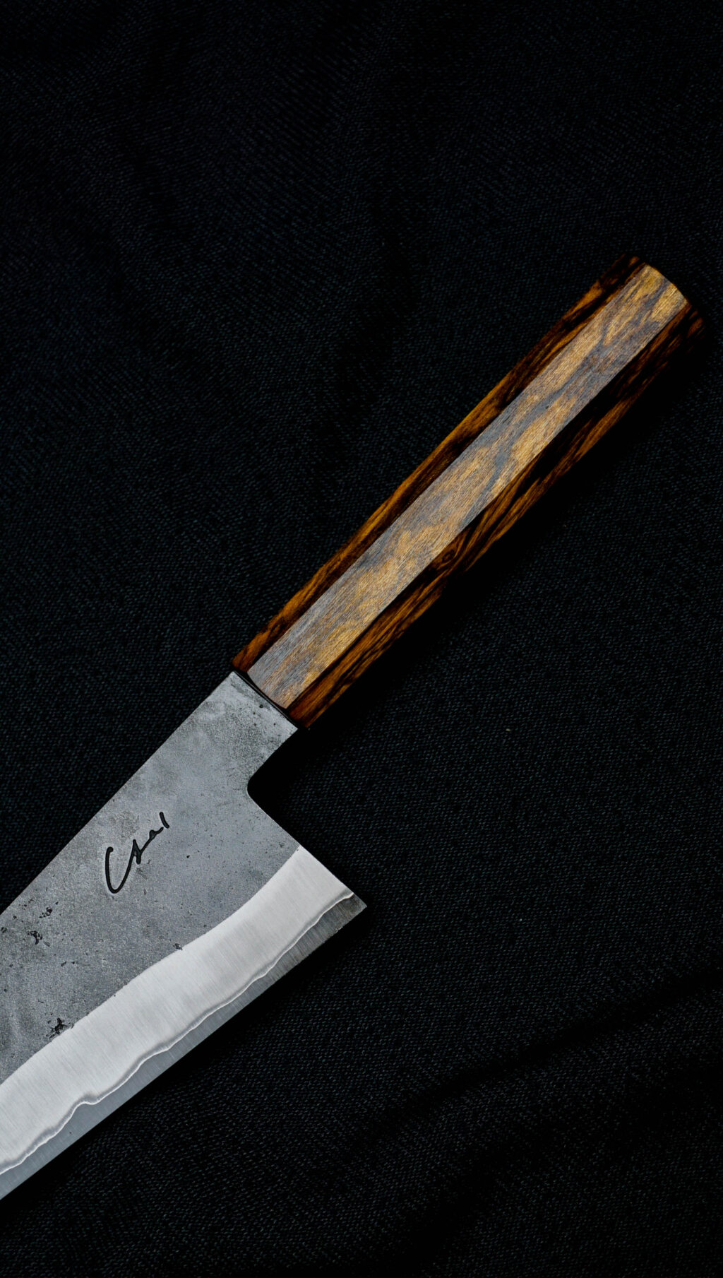 Gyuto 20 cm. Aogami super stainless clad. Guayubira.