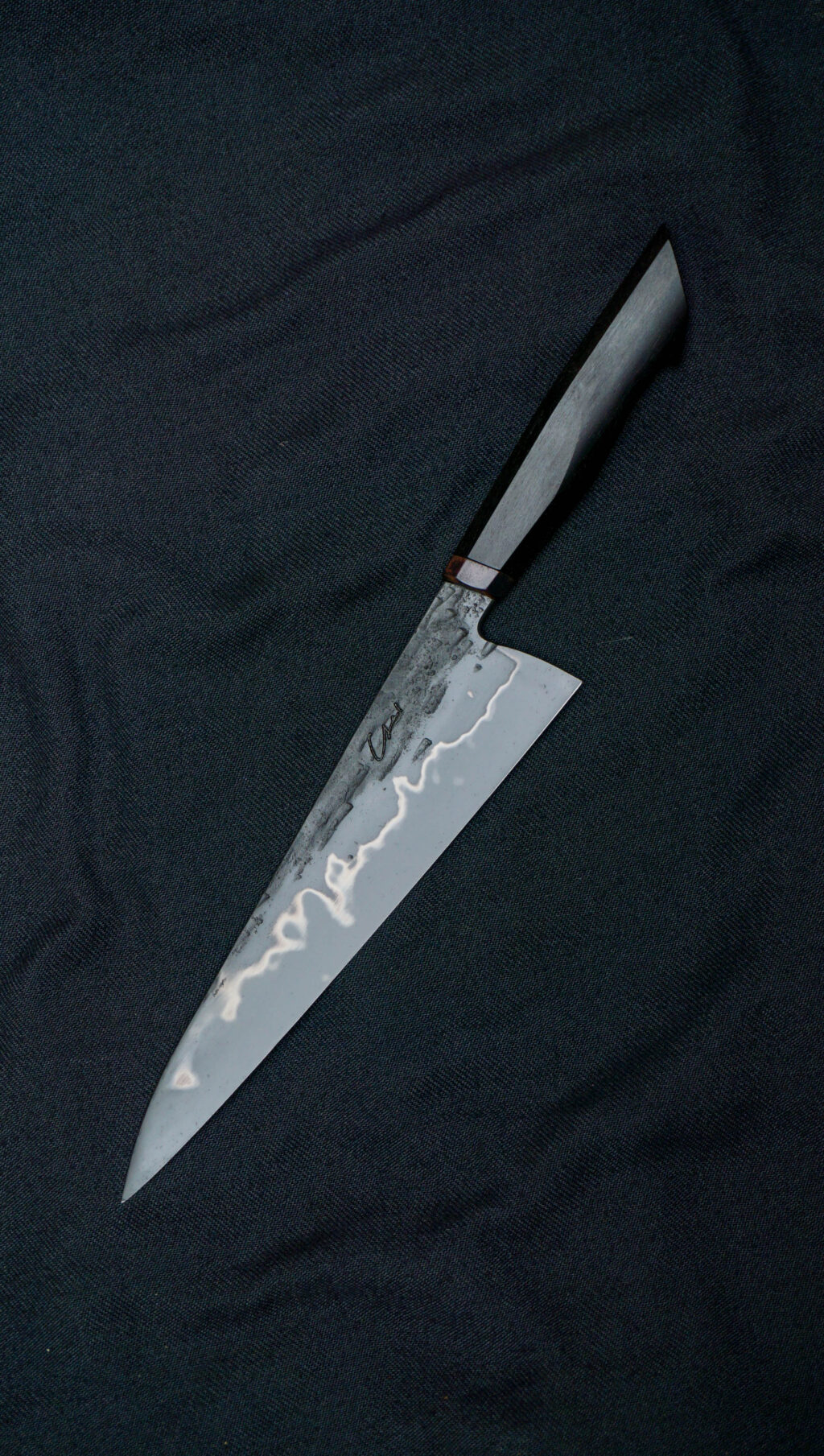Chef knife 21,5 cm (honyaki). Ebony and copper.