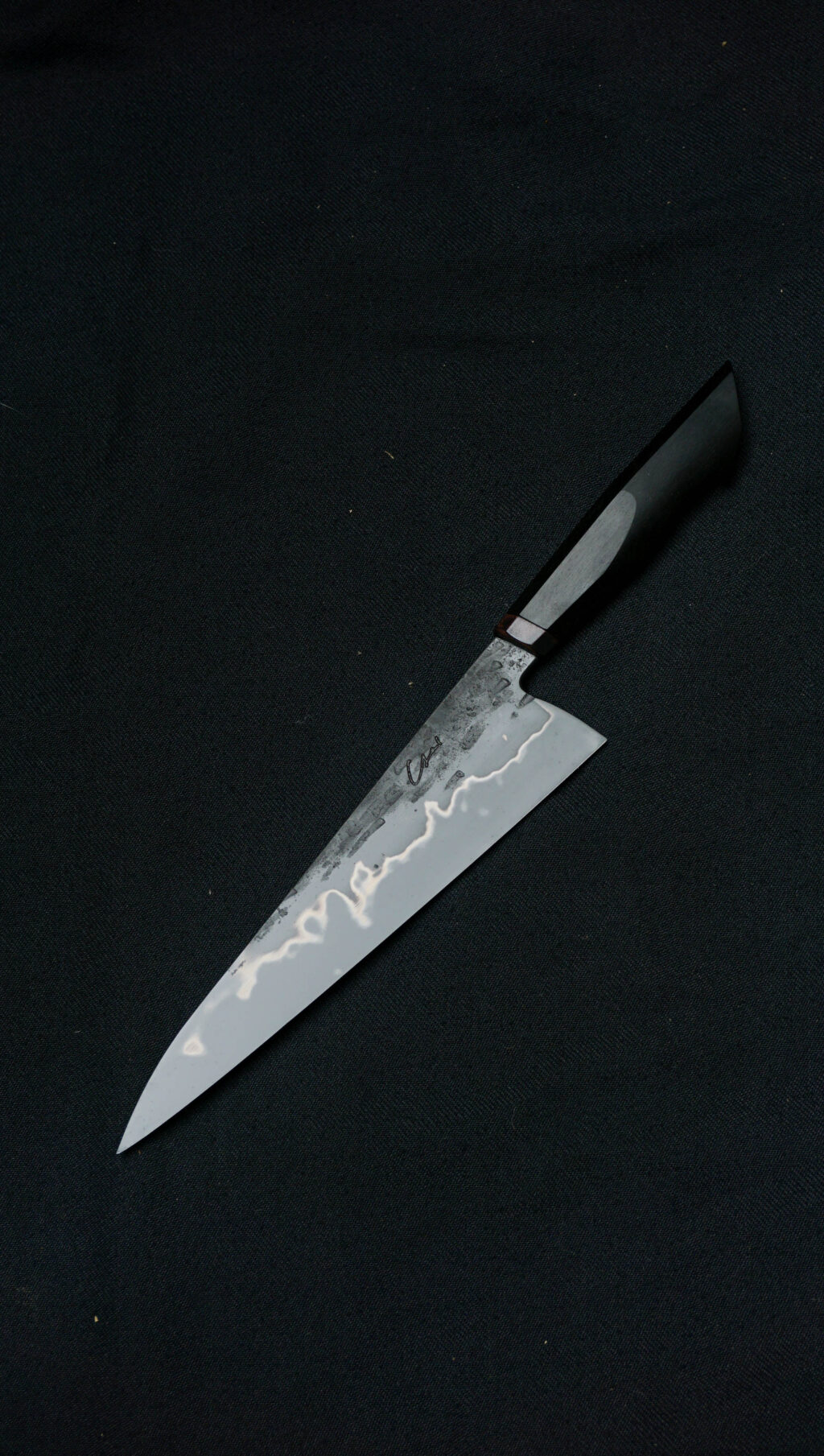 Chef knife 21,5 cm (honyaki). Ebony and copper.