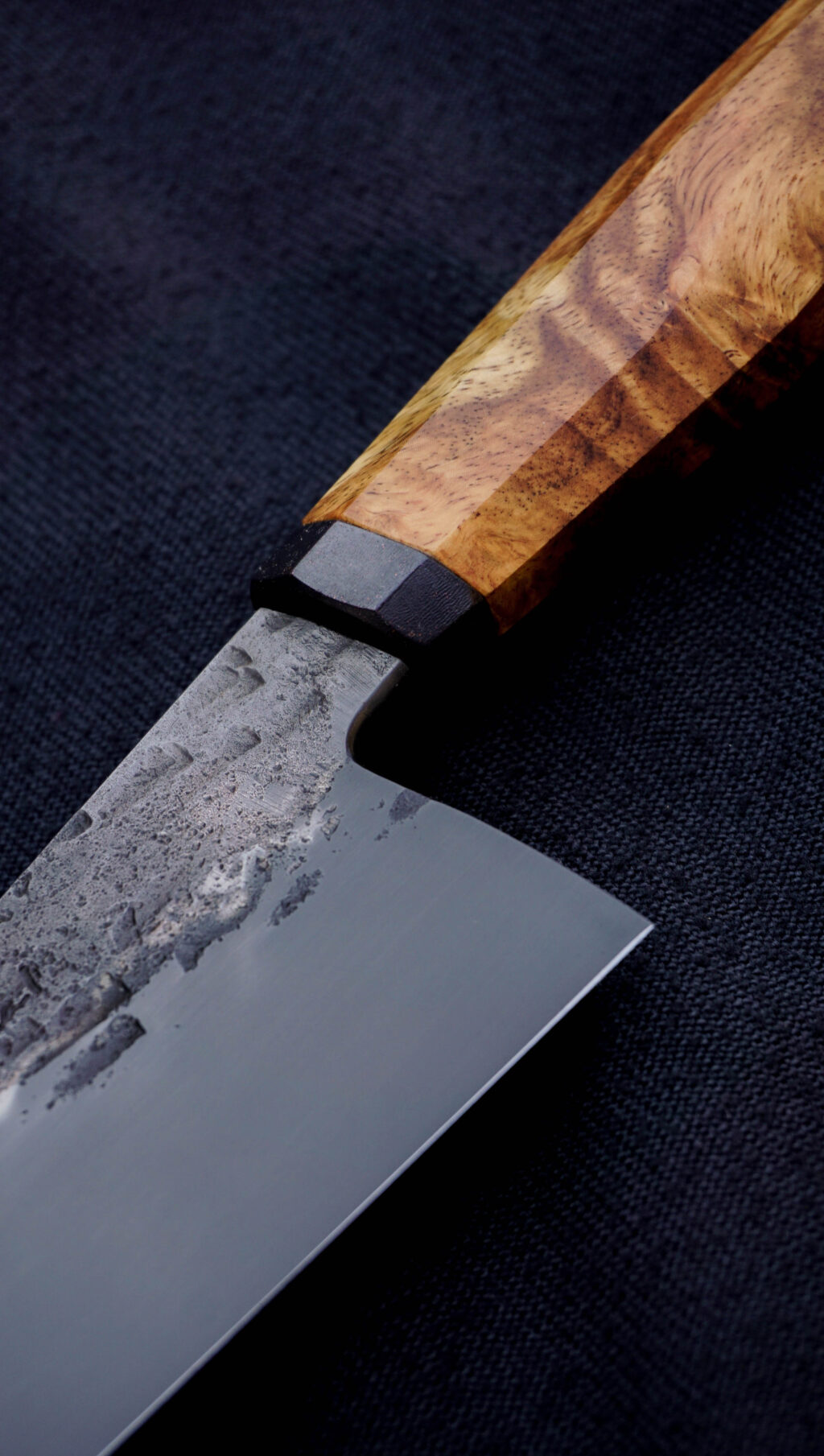 Chef knife 22 cm. 26c3. Unknown burl, copper.